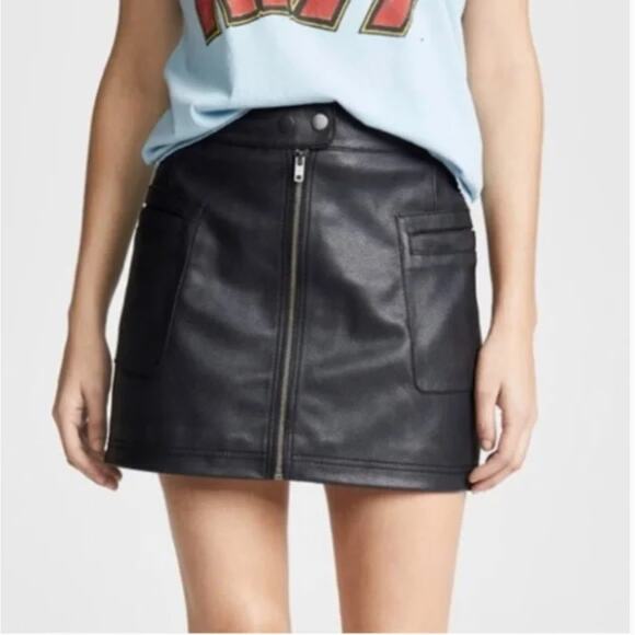Free People High A-Line Faux Leather Miniskirt Sz 2 - Picture 6 of 6